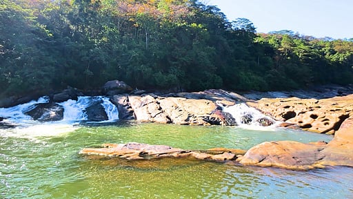 Villa Aqua Dunhinda Surroundings