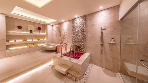 Villa Aqua Phuket Spa