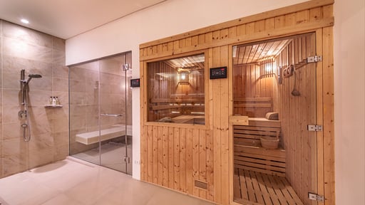 Villa Aqua Phuket Spa