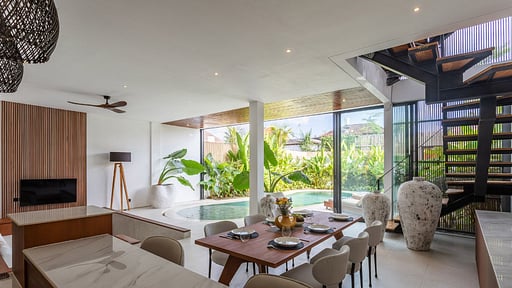 Villa Aquamarine Dining area