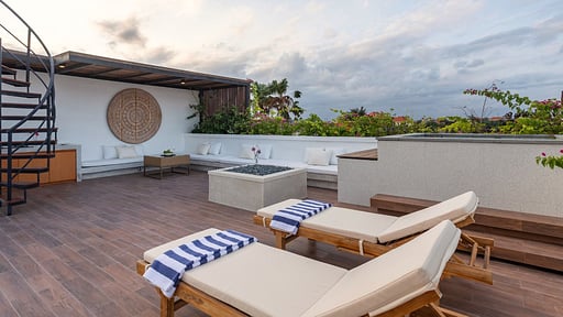 Villa Aquamarine Terrace/Veranda