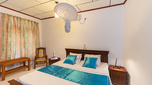 Villa Araliya Спальня 5