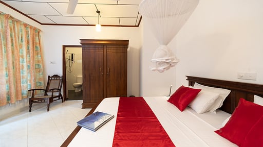 Villa Araliya Спальня 4