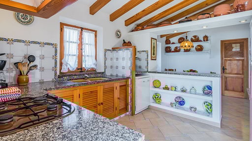 Pericas Almadrava Cocina