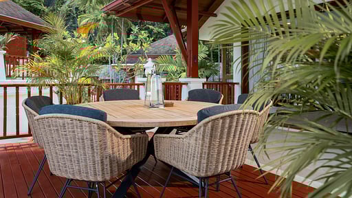 Villa Aranda Dining area 2