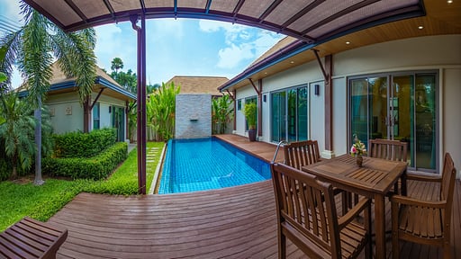 Villa Arataki Swimming pool