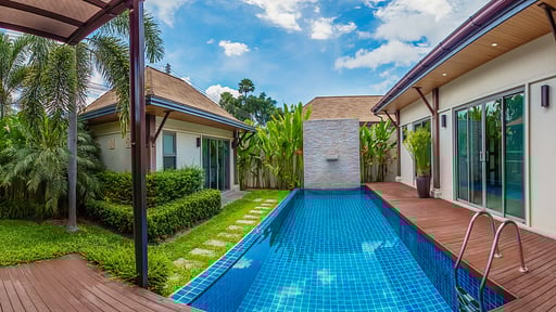 Villa Arataki Swimming pool