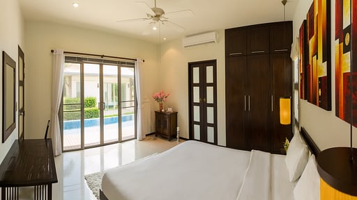 Villa Arataki Bedroom 1