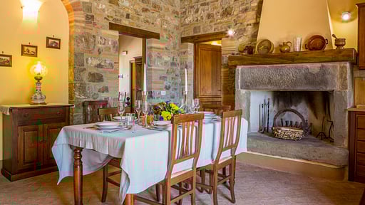 Villa Arcieri Dining area