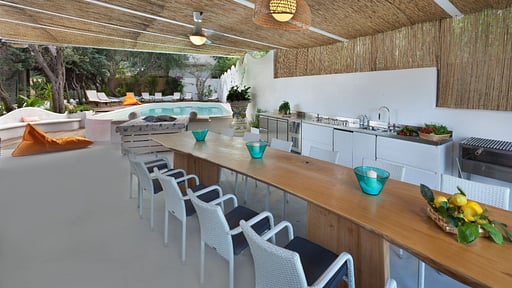 Villa Ariadne Dining area