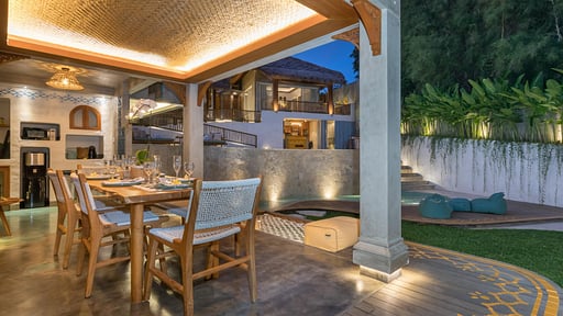Villa Arkana Village Dining area