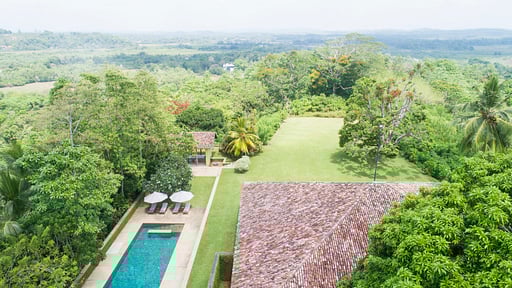 Villa Armitage Hill Drone pictures