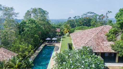 Villa Armitage Hill Drone pictures