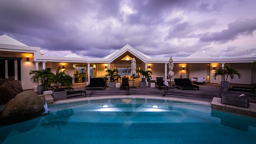 Villa Arrow Marine Zwembad