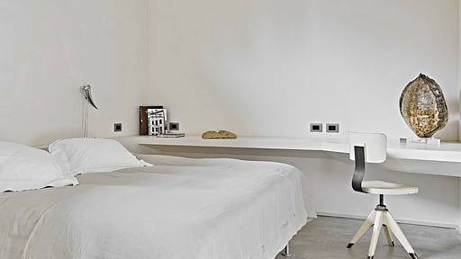 Villa Art Hangar Bedroom 1