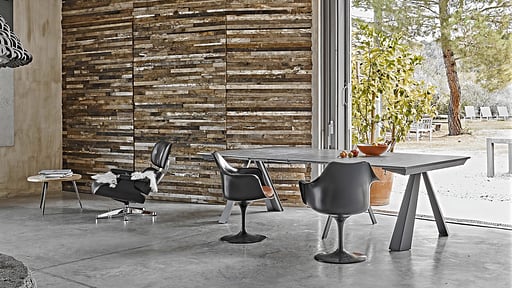 Villa Art Hangar Kitchen