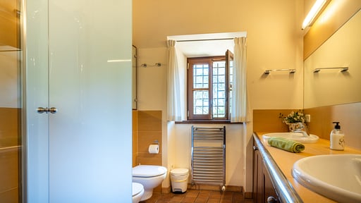 Villa Arta 2 Bedroom 1