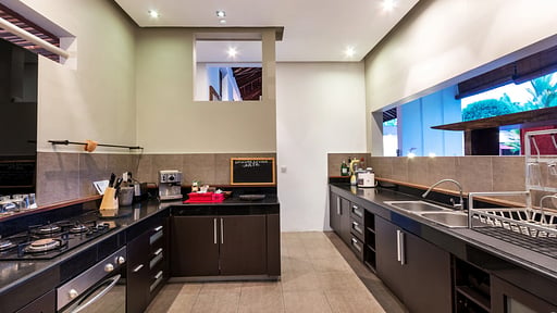 Villa Arte Kitchen
