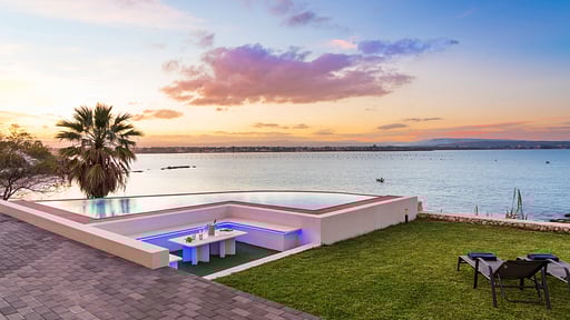 Villa Artemare Swimming pool