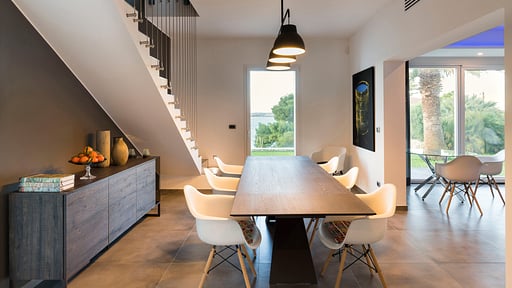 Villa Artemare Dining area