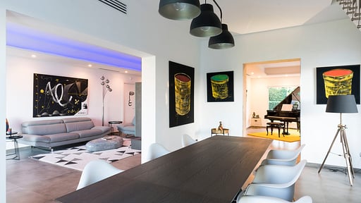 Villa Artemare Dining area