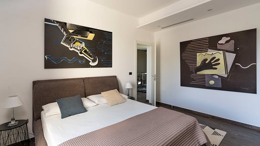 Villa Artemare Bedroom 1