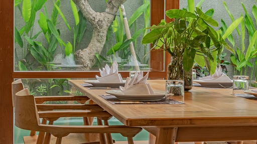 Villa Arthya Dining area