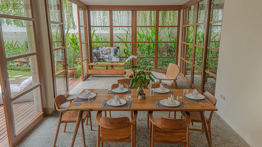 Villa Ascarya Dining area