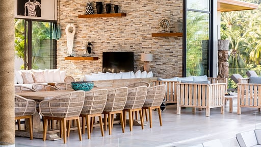 Villa Asi Dining area 2