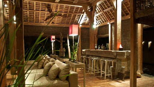 Villa Asli Dining area