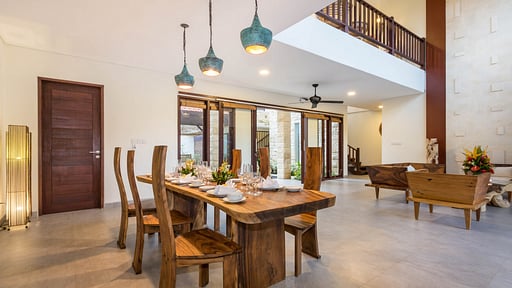Villa Atap Padi Dining area