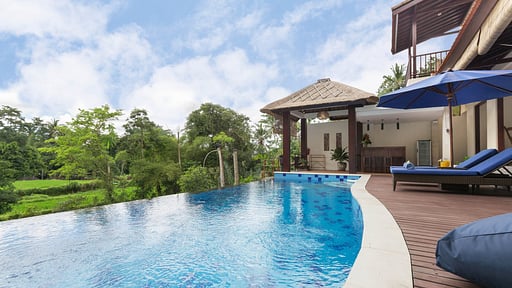 Villa Atap Padi