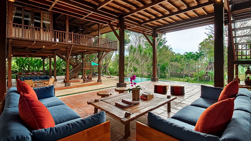 Villa Atas Awan Living room