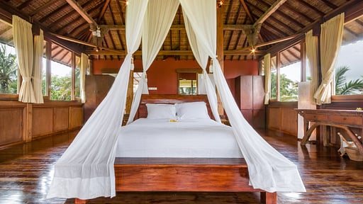 Villa Atas Awan Bedroom 1
