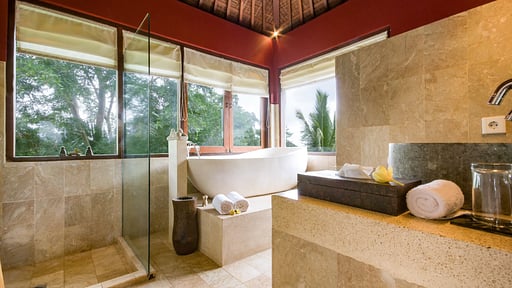 Villa Atas Awan Bedroom 1