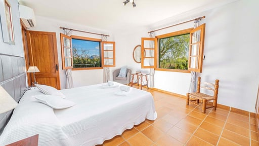 Villa Auba Bedroom 1