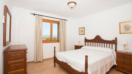 Villa Aubellons Bedroom 1