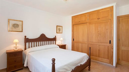 Villa Aubellons Bedroom 1