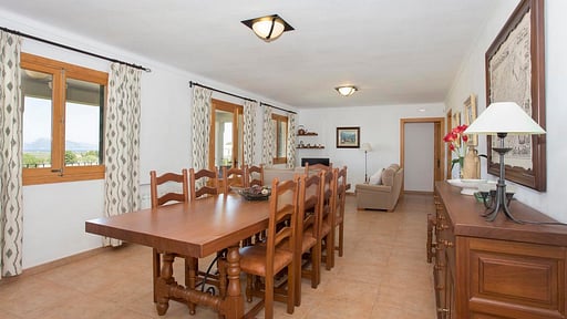 Villa Aubellons Dining area