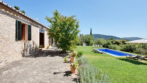 Villa Aubons Бассейн