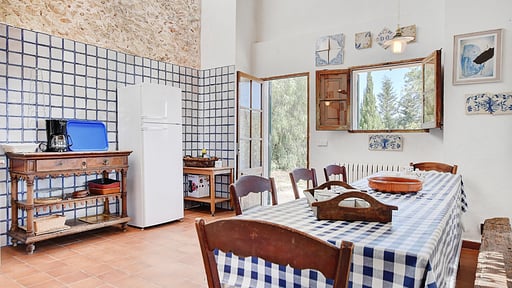 Villa Aubons Кухня