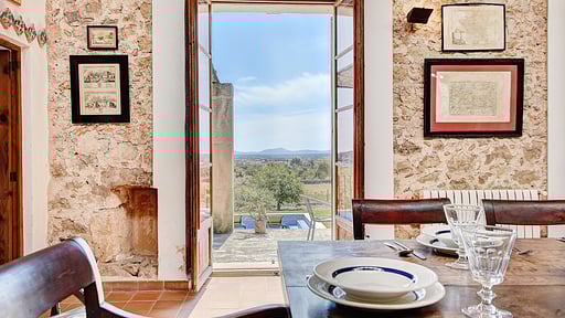 Villa Aubons Обеденная зона