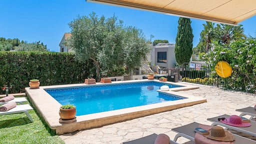 VILLA AUCANADA Swimming pool