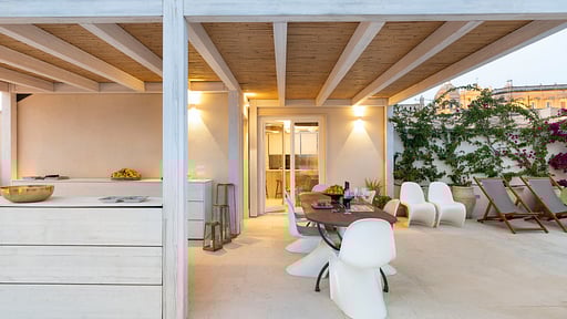 Villa Aurispa Dining area