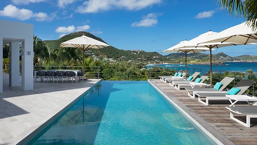 Villa Avenstar Schwimmbad