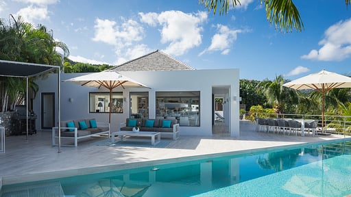 Villa Avenstar Schwimmbad