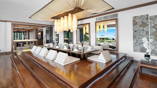 Villa Aye Dining area 2