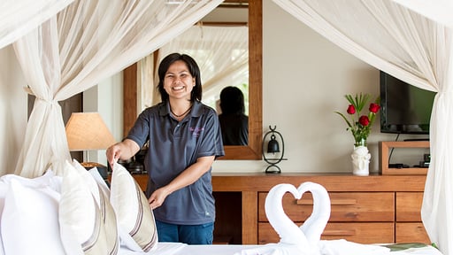 Villa Ayundra Villa staff