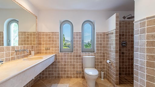 Villa Azure Bedroom 2