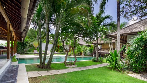 Villa B Garden